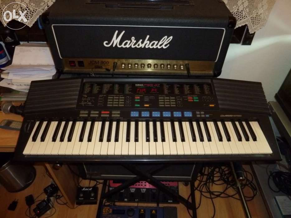 Piano / Orgão / Sintetizador Yamaha PSR-47