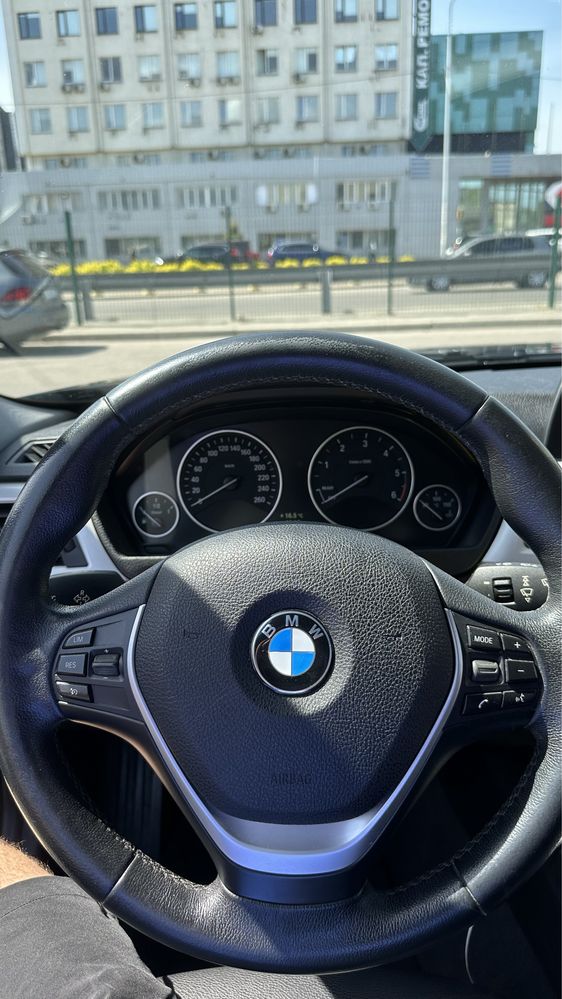 BMW 318D 2014 Touring.