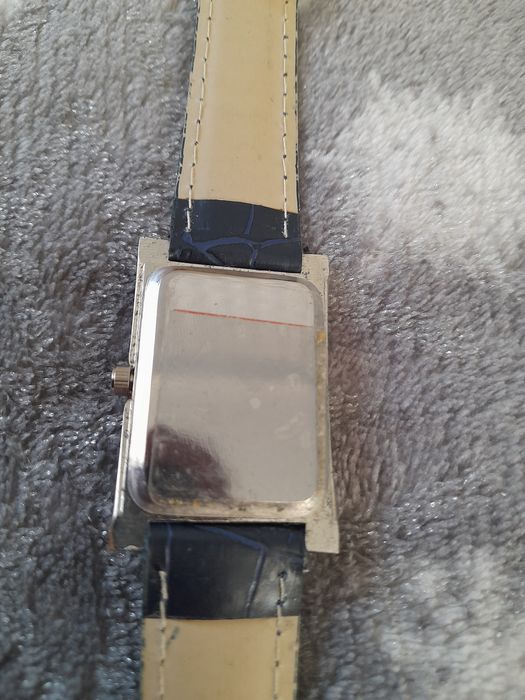 Zegarek damski na rękę