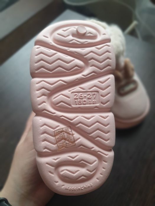 Теплі дитячі черевички для дівчинки