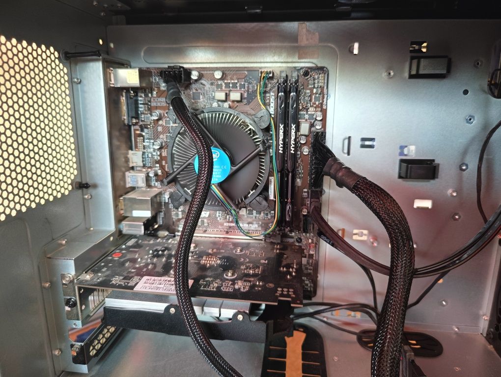 Komputer gemingowy Procesor i5, Ram  16GB