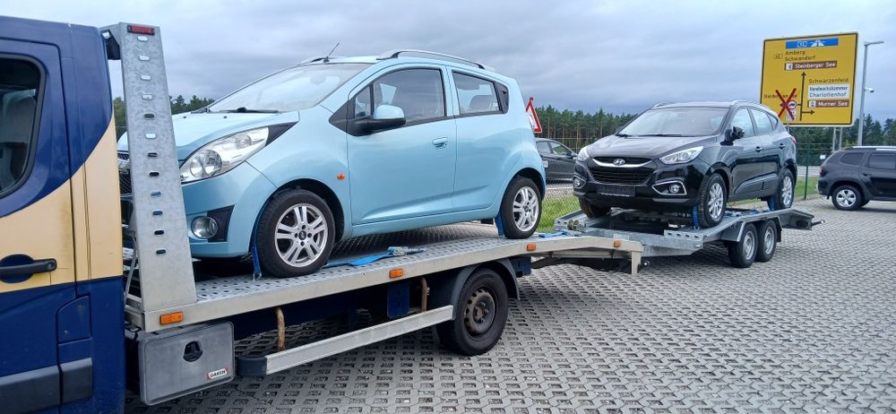 Transport pojazdów autolaweta przyczepa wynajem