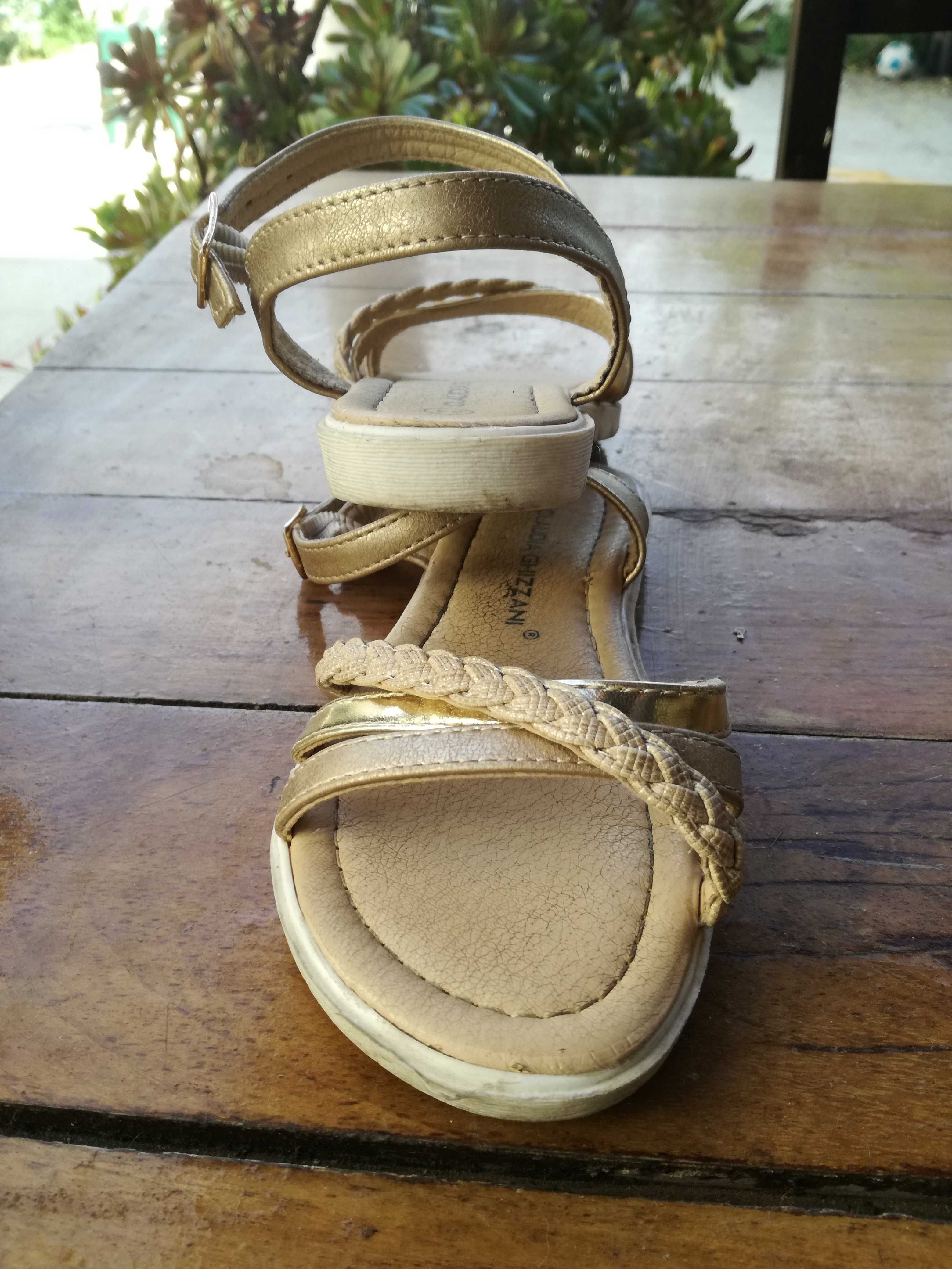 Sandálias de criança menina n 31