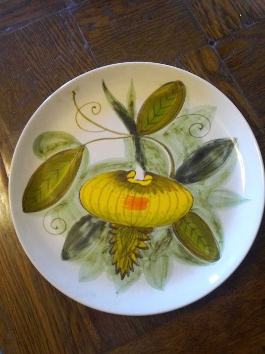 Фарфоровое блюдо "чиполино" Италия