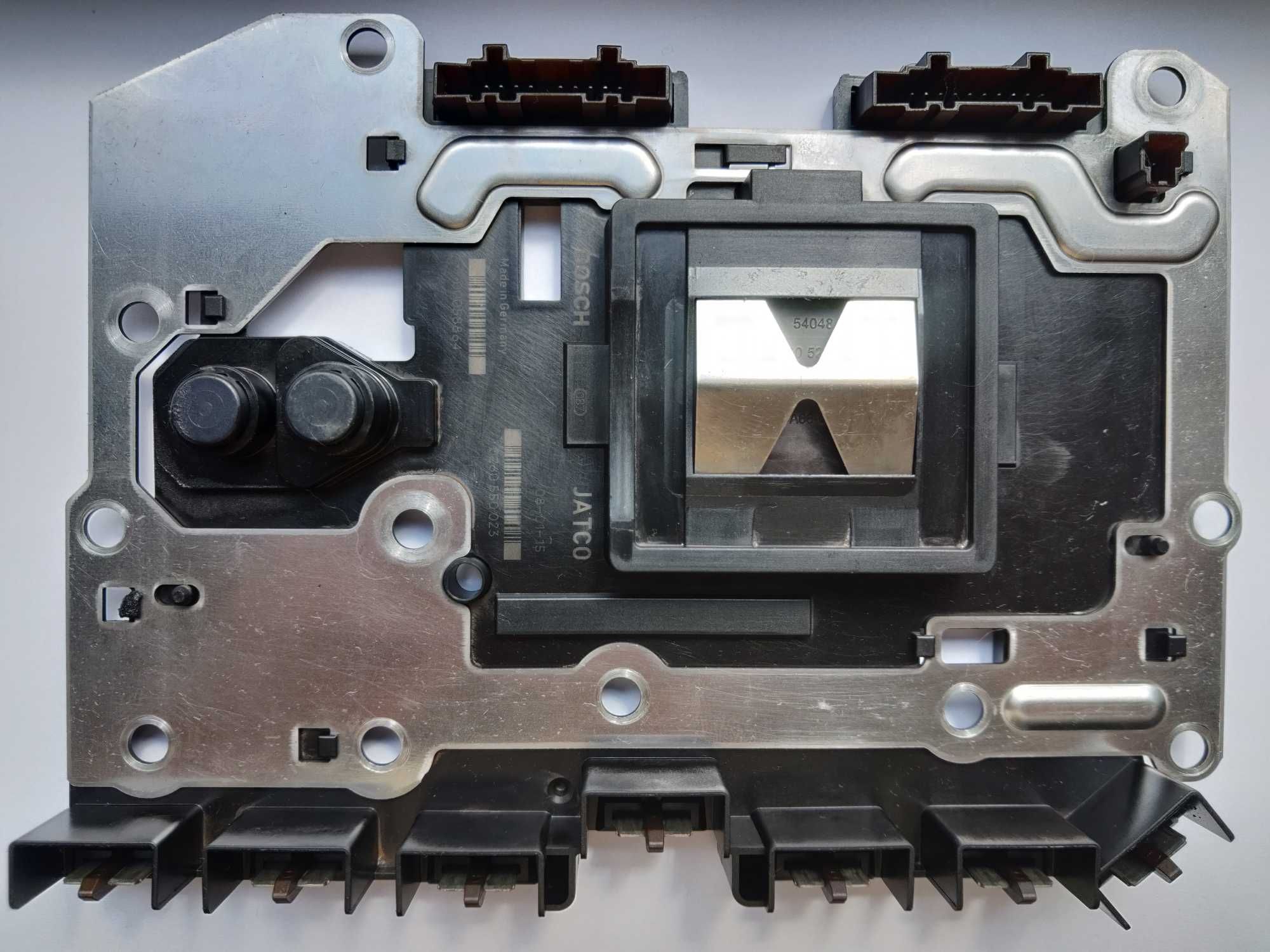 Замена программного обеспечения TCM Bosch RE5R05A Hitachi RE7R01A/B