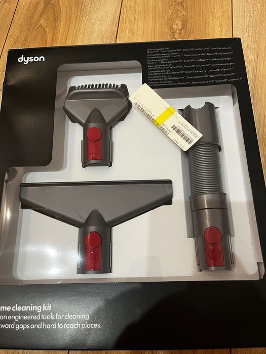 Zestaw akcesoriów Dyson do sprzątania mebli NOWE