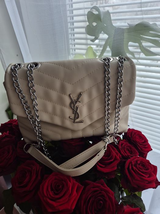 Torebka kremowa pikowana w jodełkę