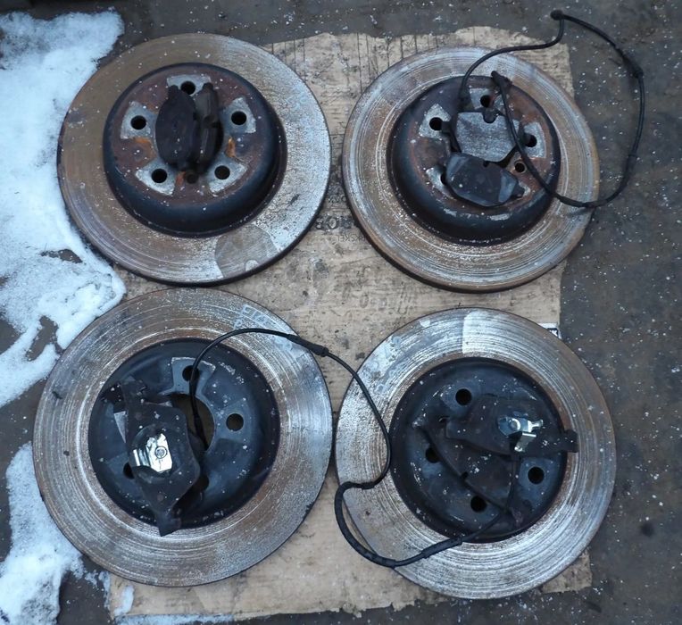 BMW - F10 - TARCZE HAMULCOWE - KLOCKI - PRZÓD/TYŁ