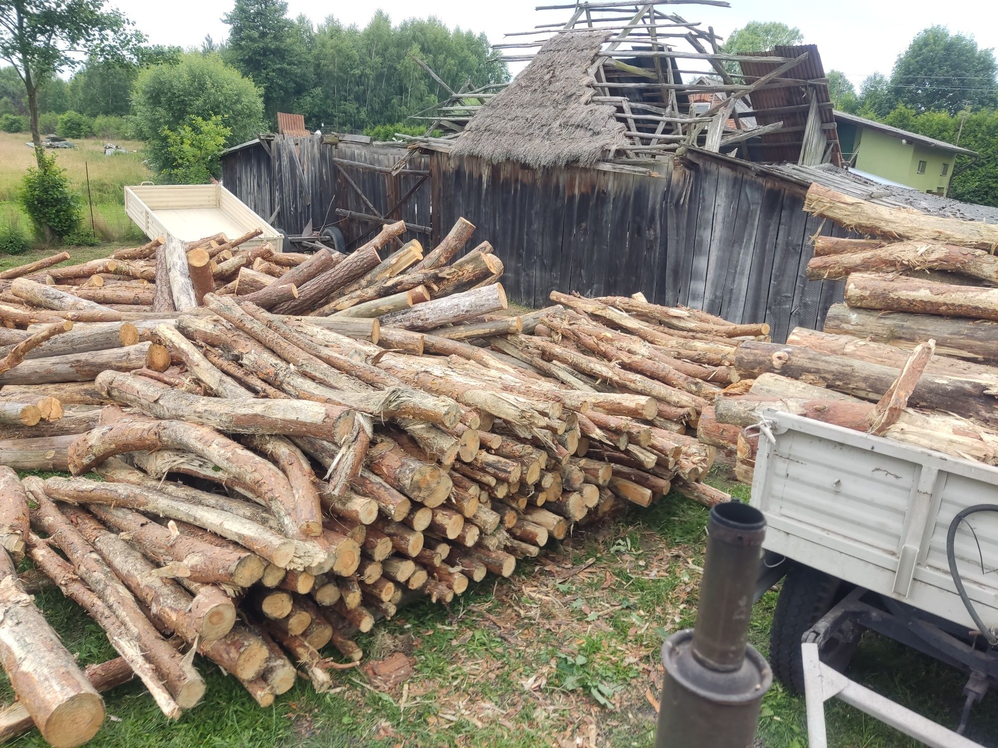 Drewno opałowe sosnowe liściaste długie cięte zrzyny oflisy boki opał