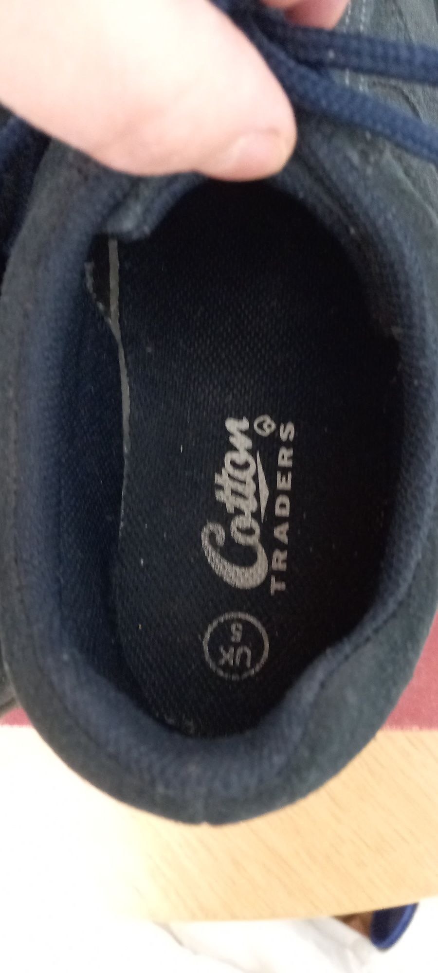 Повсякденні туфлі, кросівки, чобітки британського бренду Cotton Trader