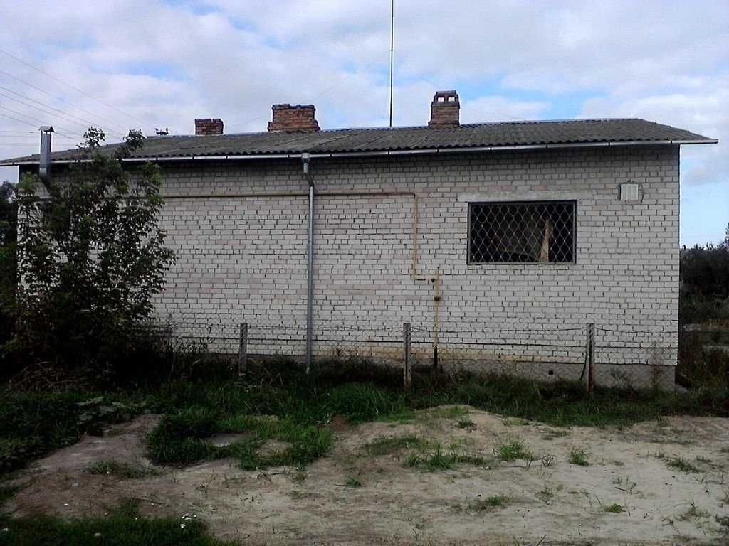 Нежила будівля 146 м2 Чернігівська обл., с.Радянська Слобода  10 000$