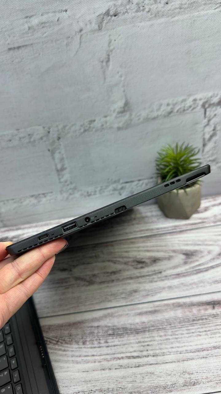 Сенсорний ноутбук-планшет 12.2" Lenovo MIIX 520-12IKB i5-8250U 8/256