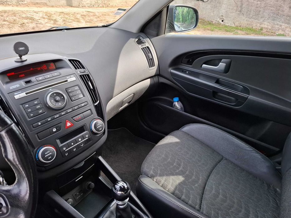 Kia Ceed SW 2010