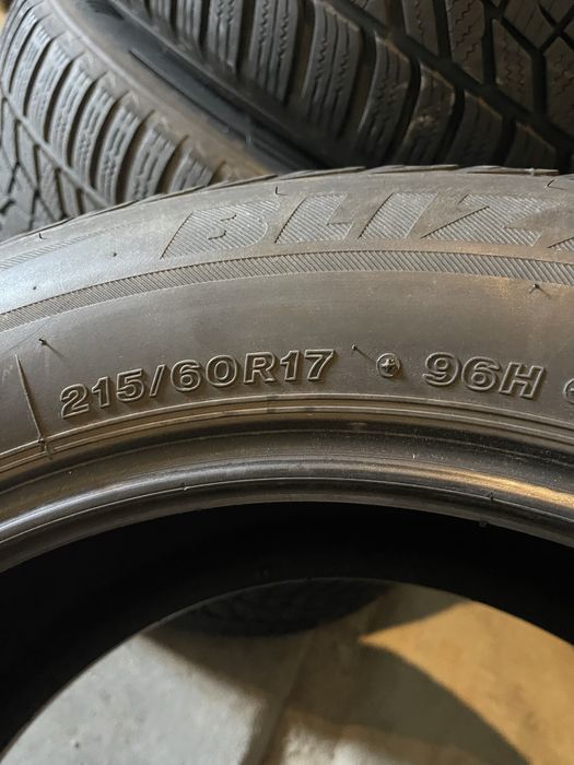 Шини з Німеччини 215/60 R17