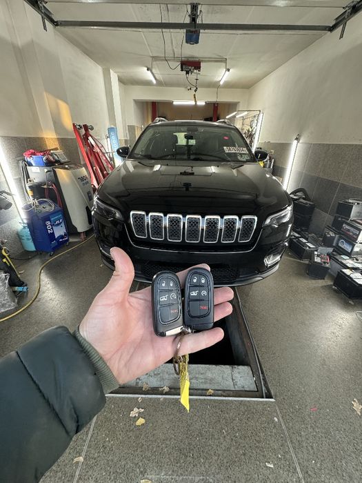 Програмування автоключів  Jeep,Dodge,Chrysler,Toyota,Ford