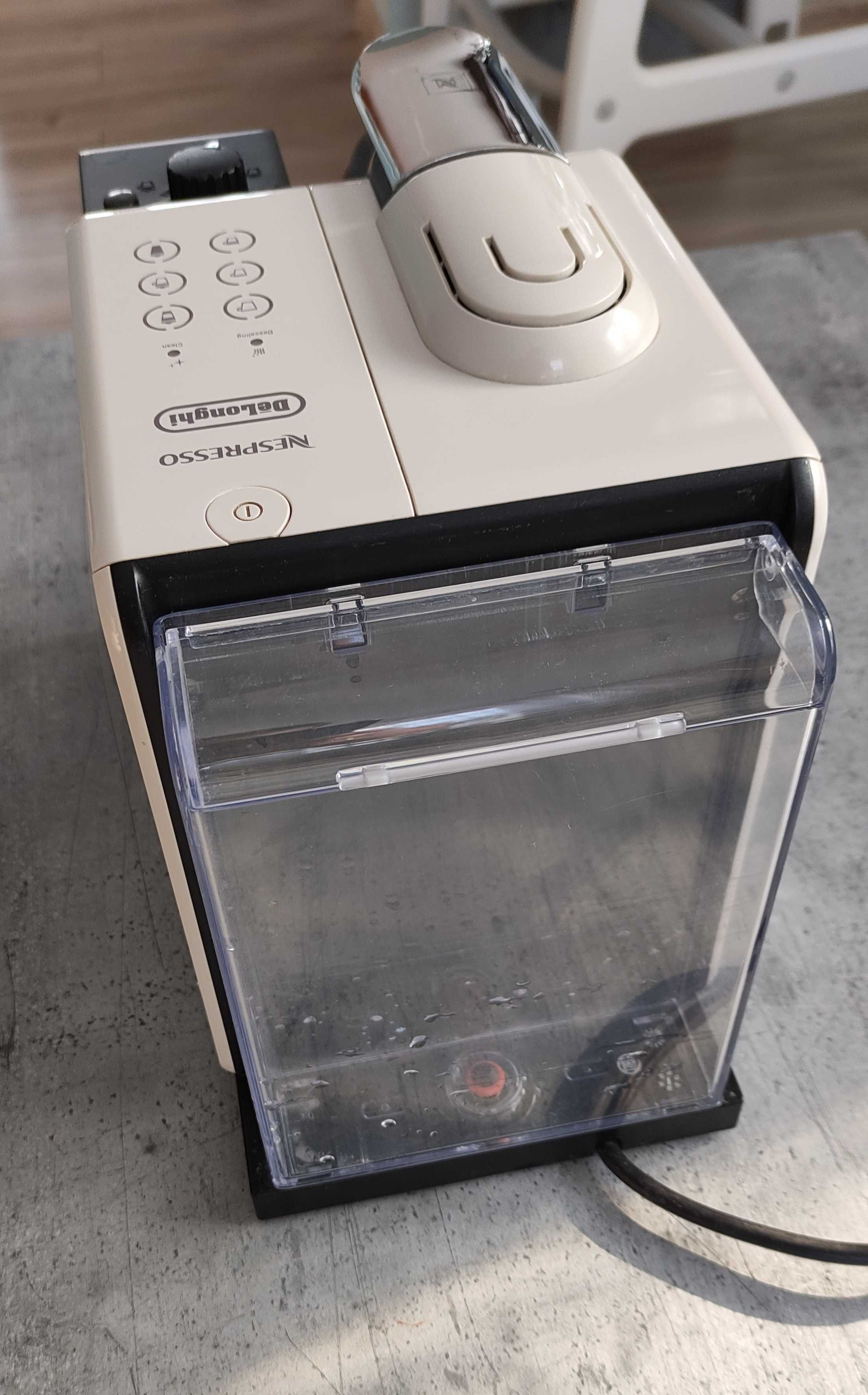DeLonghi lattissima touch na kapsułki nespresso
