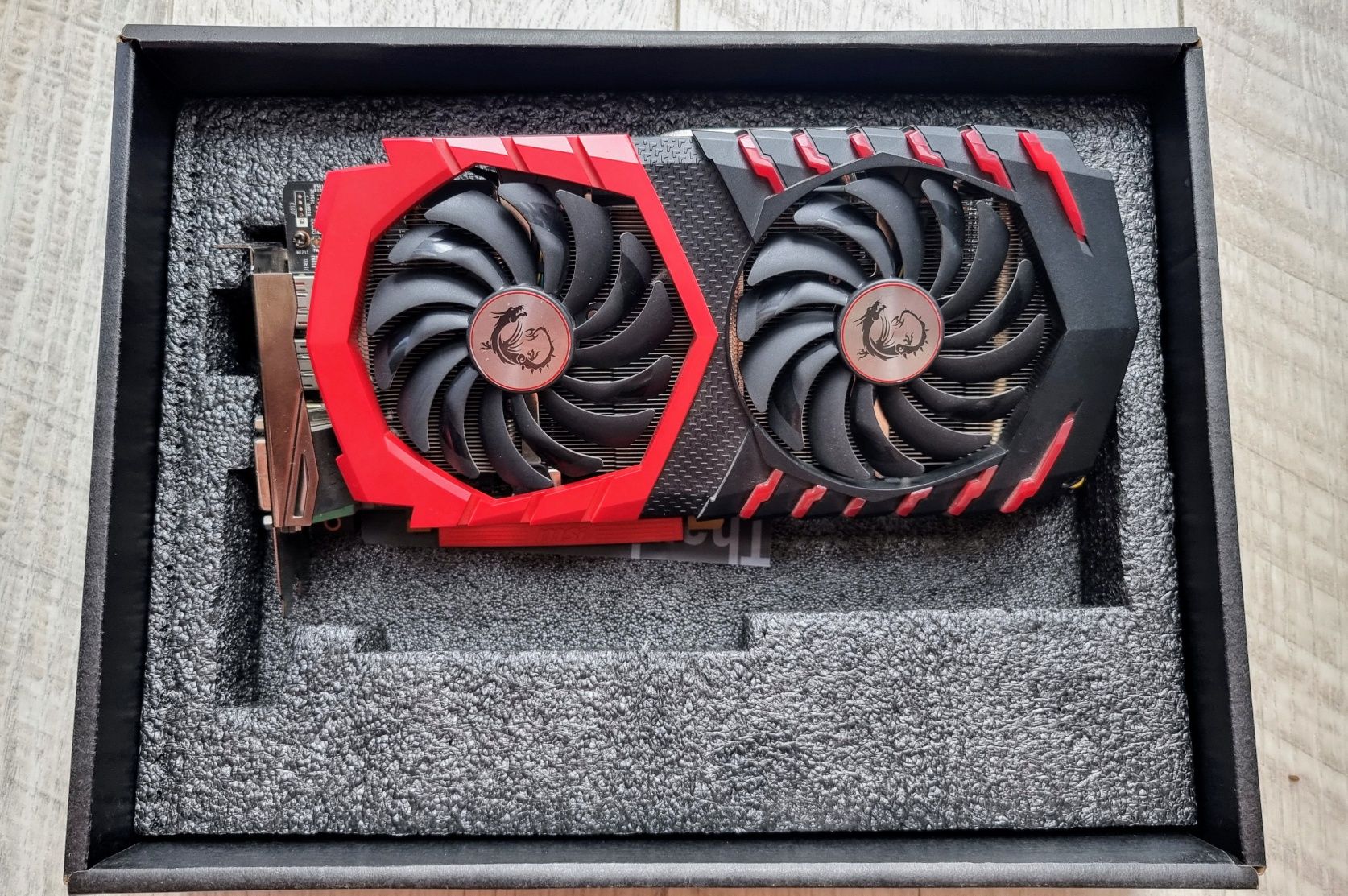 Продам відеокарту MSI Radeon RX 470 Gaming X 8GB GDDR5