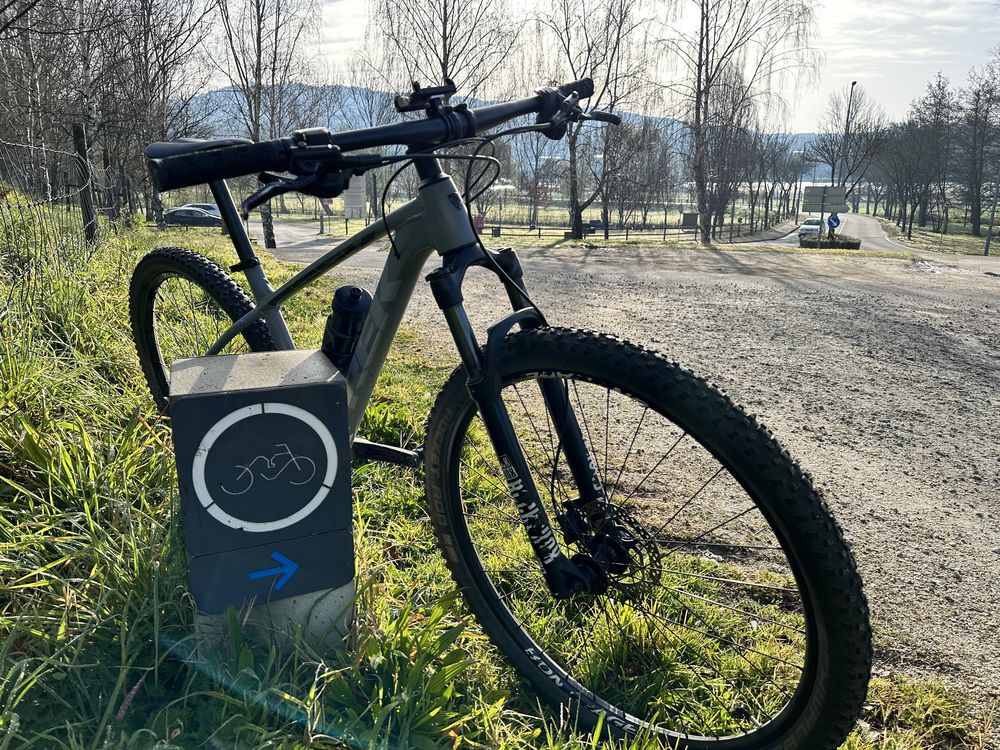 Trek Xcaliber 7 - bicicleta montanha