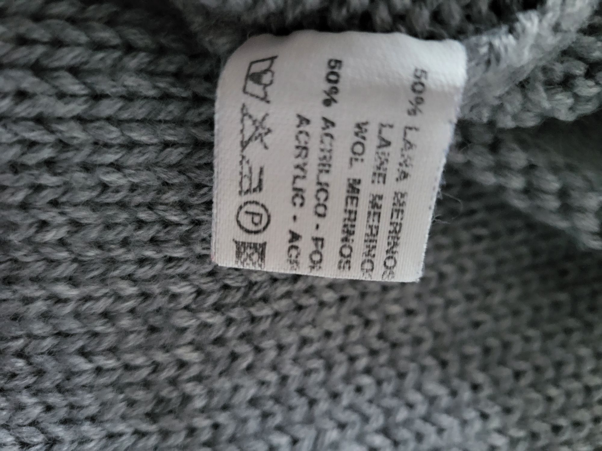 Ciepły sweter damski. Made in Italy. 50% włóczka lana merino. Rozm. L.