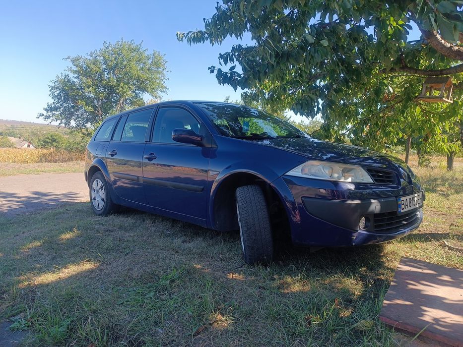 Продаю Рено Меган 2