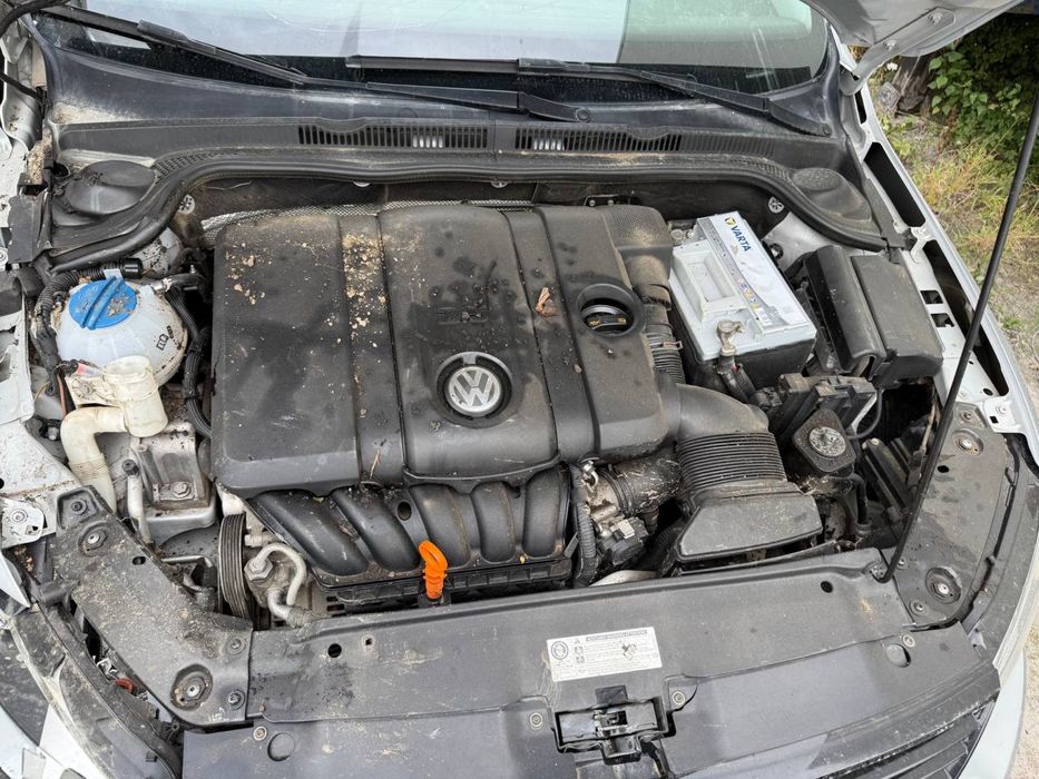 Продам Volkswagen jetta 2011 рік 2,5 автомат