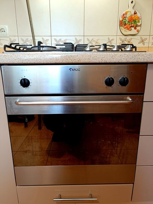 Електродуховка, вбудована духовка, духова шафа