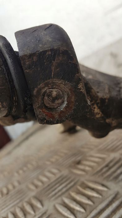 Audi A4 B6 2.0 Alt Zwrotnica Lewa przód