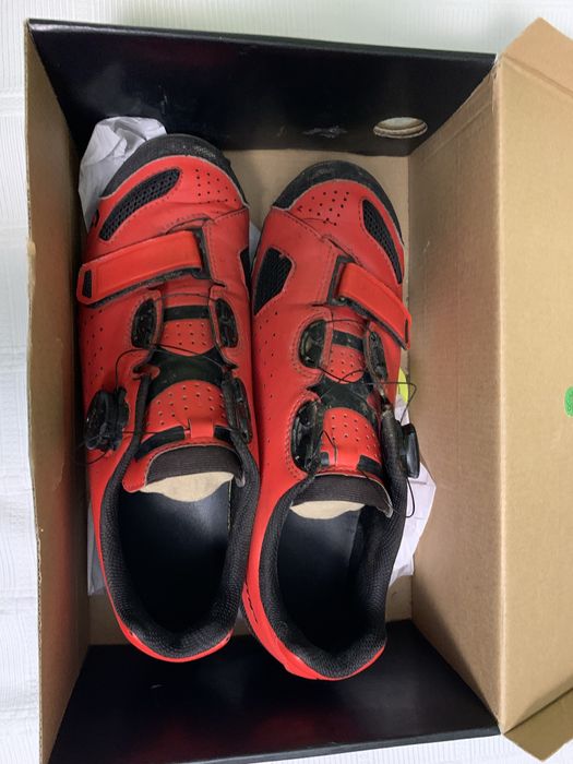 Sapatos de encaixe Scott