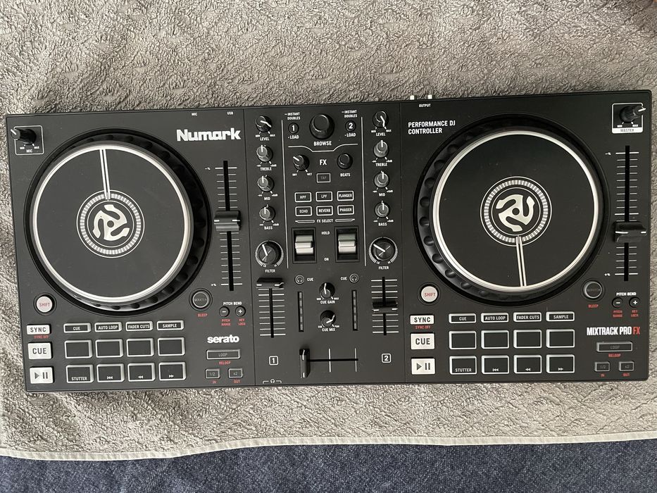 Numark 2-Deck DJ Controller with FX Paddles
