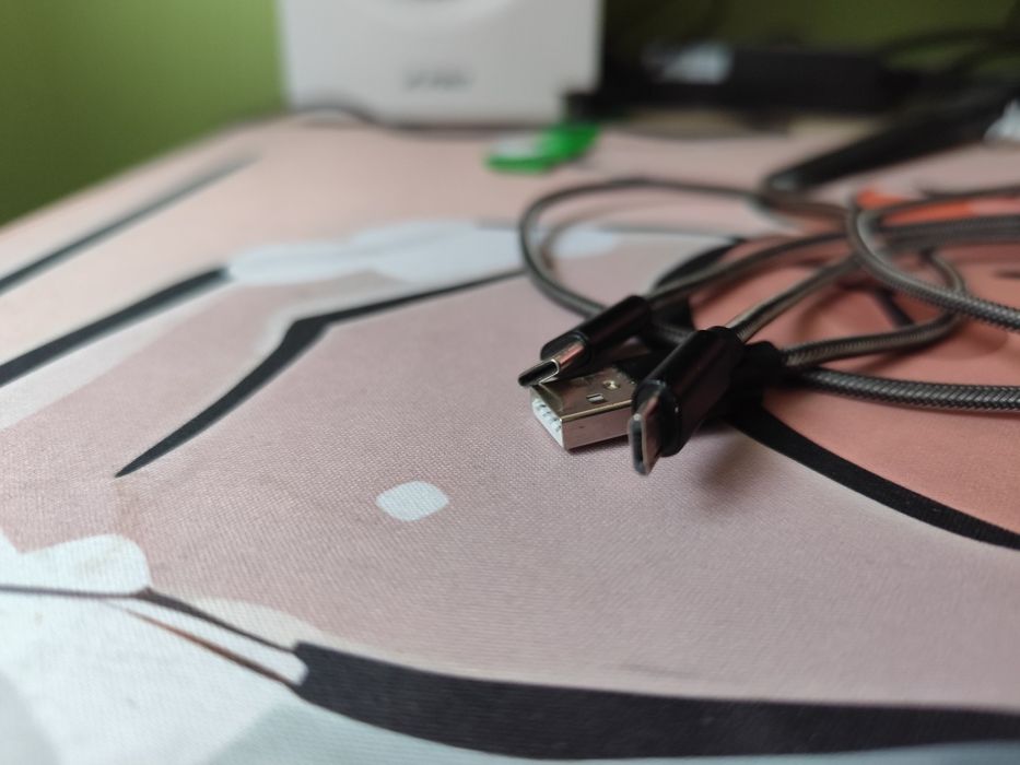 Kabel USB/ mini USB/USB C w oplocie