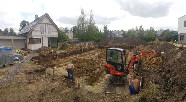 Wynajem Minikoparka 2t wywrotka 3.5 t