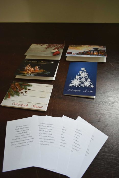 Zestaw kartek świątecznych z gotowymi życzeniami
