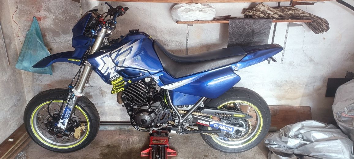 Vendo XT 600 E ano 2003
