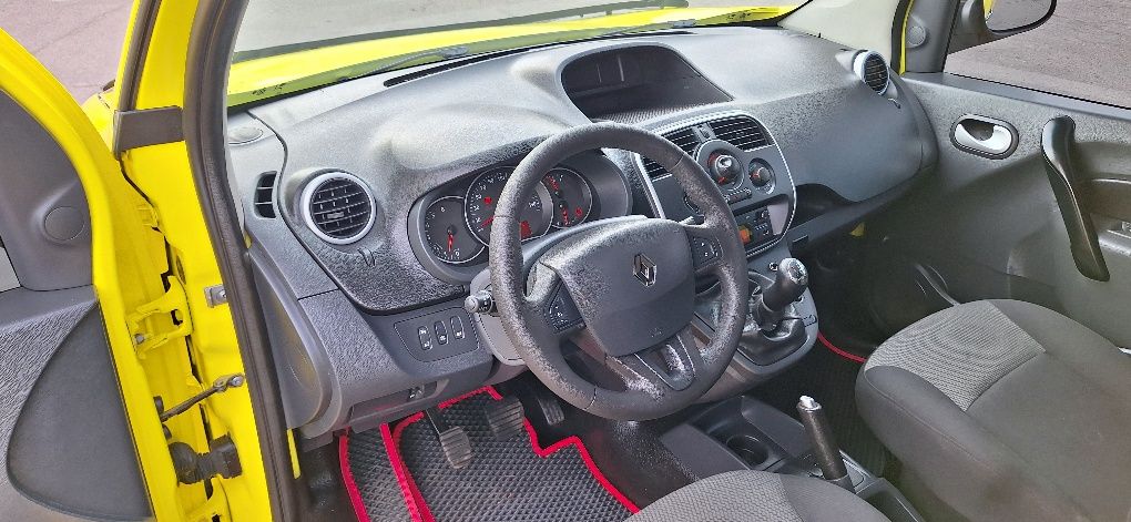 RENAULT Kangoo Maxi Individual