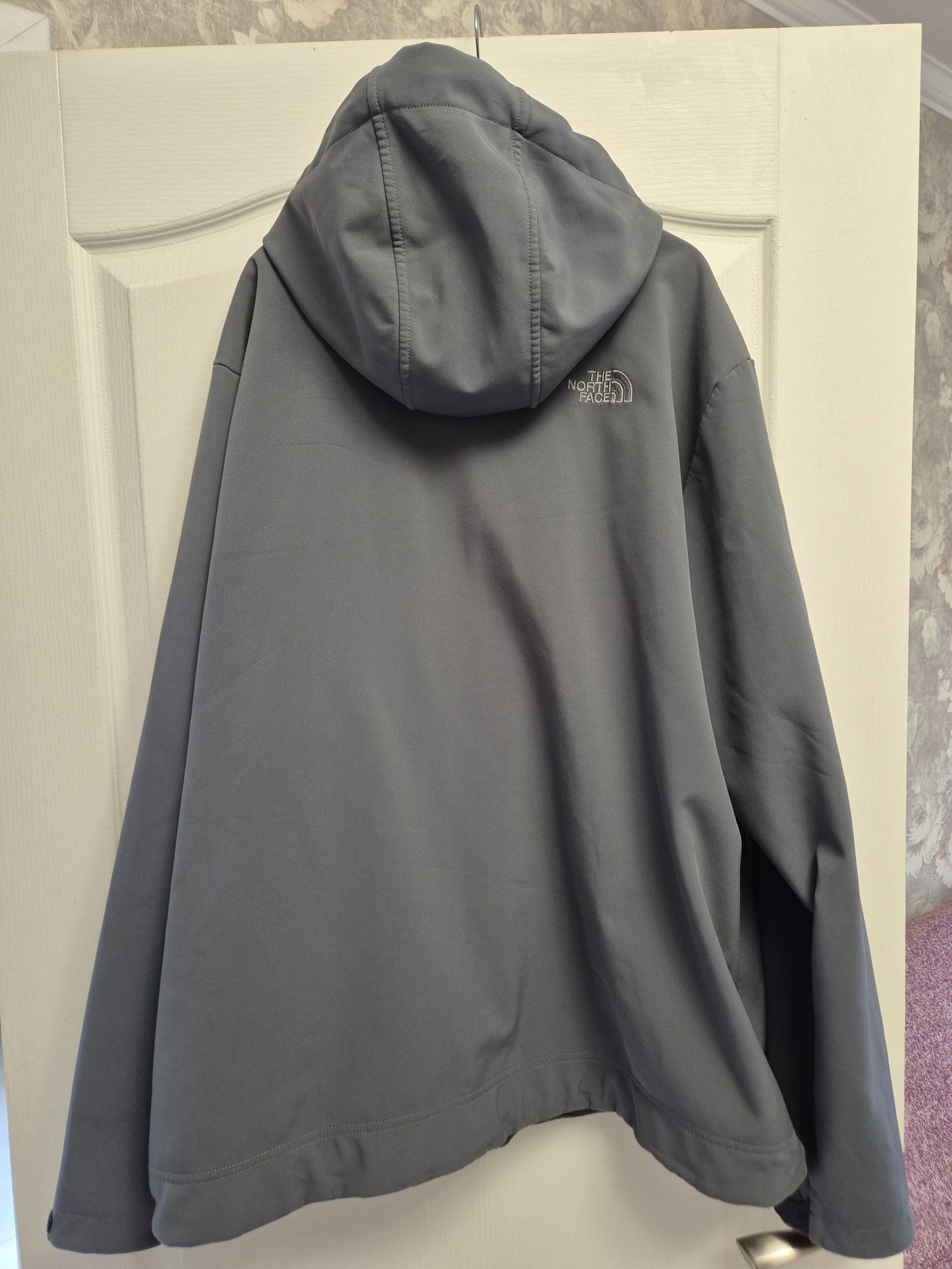 Куртка , софтшел, с капюшоном ,флис The North Face gray p. XL-XXL
