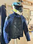 Casaco motard pista cabidal ( L )muito pequeno, veste um S ou M magro