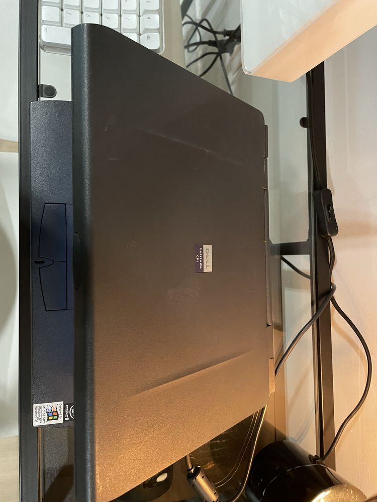 Dell Latitude D300XT Pentium II - retro pc, sprawny