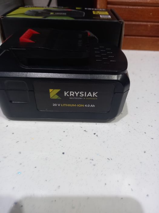 Sprzedam ładowarki i akumulator firmy Krysiak