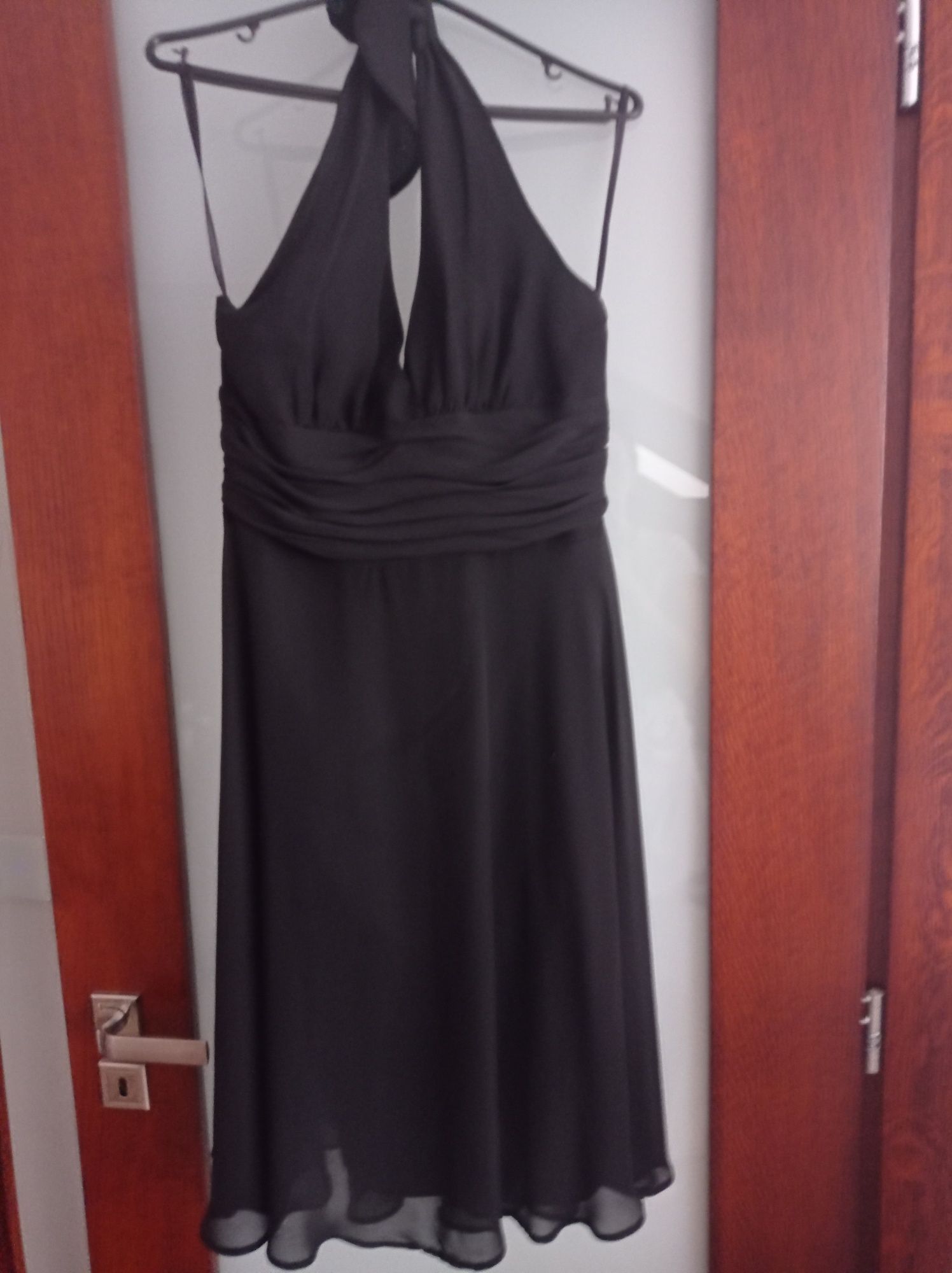 Sukienka czarna okazyjna R38