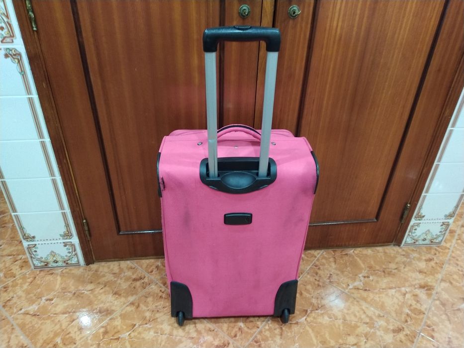 Mala malas de porão até 23 kg viagem casa quarto apartamento vivenda.