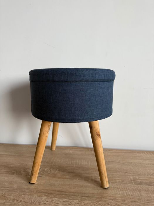 Pufa granatowa otwierana