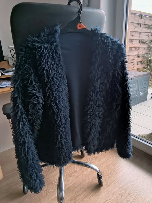Ginatricot śliczne futerko a la żakiet L/XL
