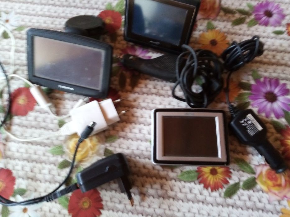 Nawigacje satelitarne