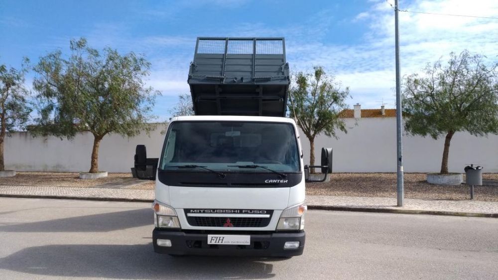 Mitsubishi Canter Fuso
