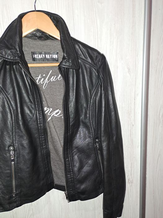 Жіноча шкіряна кожаная демісезонна курточка косуха 36 S розмір