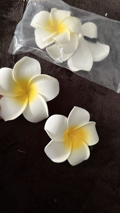 Цветок для волос