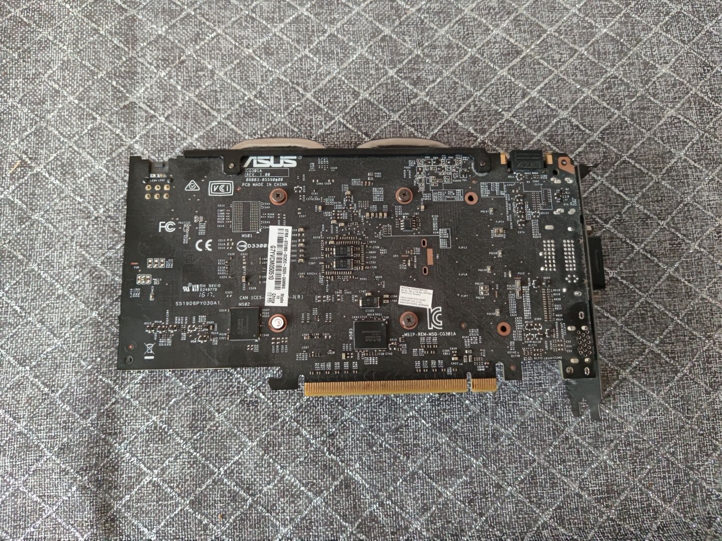 Видеокарта Asus GTX 950 Strix OC