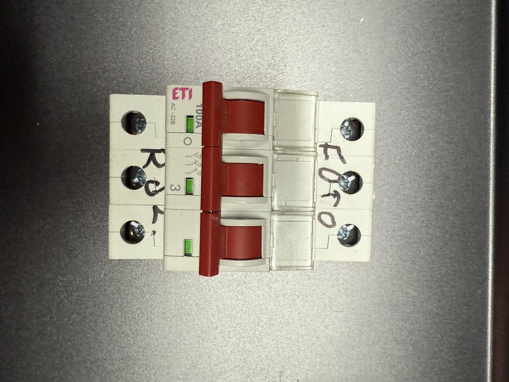 Rozłącznik izolacyjny 3P 100A SV3100 sv4100 modułowy ETI