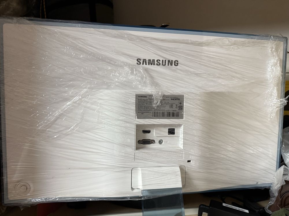Продам монітор Samsung Ls24e391hlo