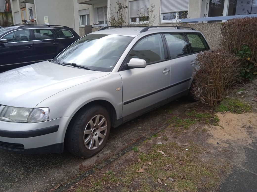 VW Passat B5 kombi , sedan 97-02r 1.8b 2.0b,1.9tdi